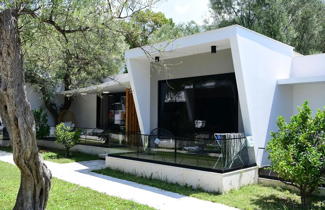Luna Mare Boutique Seaside-1
