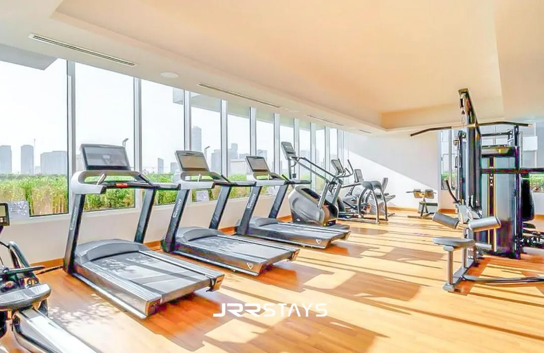 Stunning Luxury 1Br - Modern With Pool View - Jvc-1