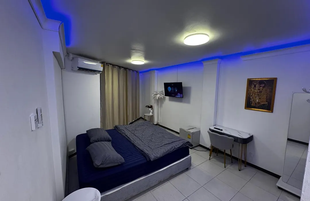 W33D Gallery Pattaya-1