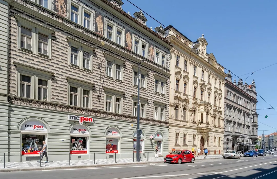 Blueground Prague 7 Renovated Student Housing Prg-59-1