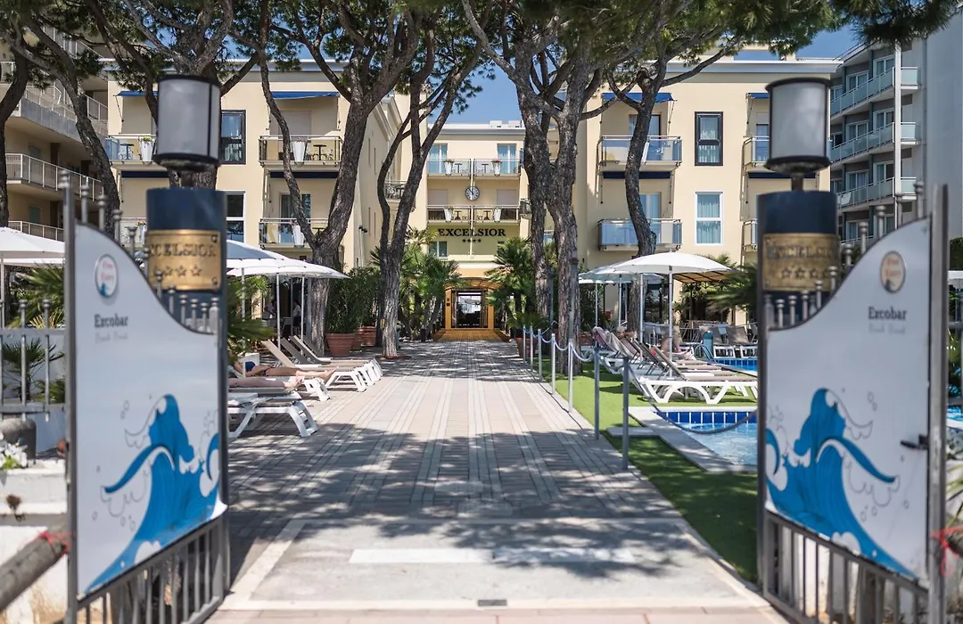 Hotel Excelsior-1
