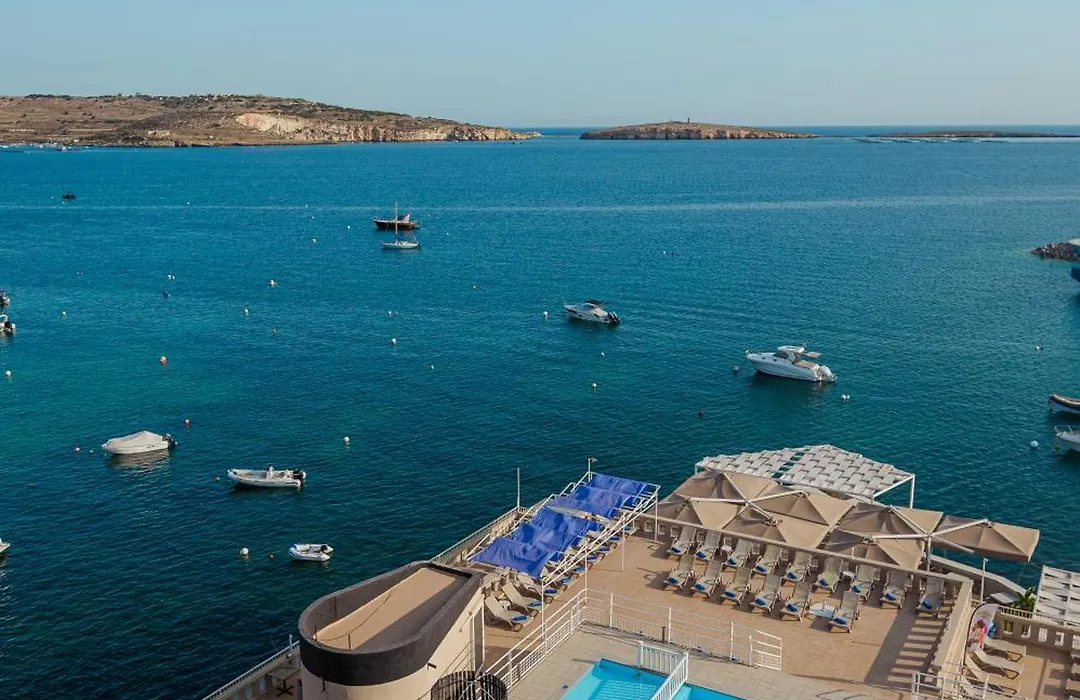 Gillieru Harbour Hotel-1