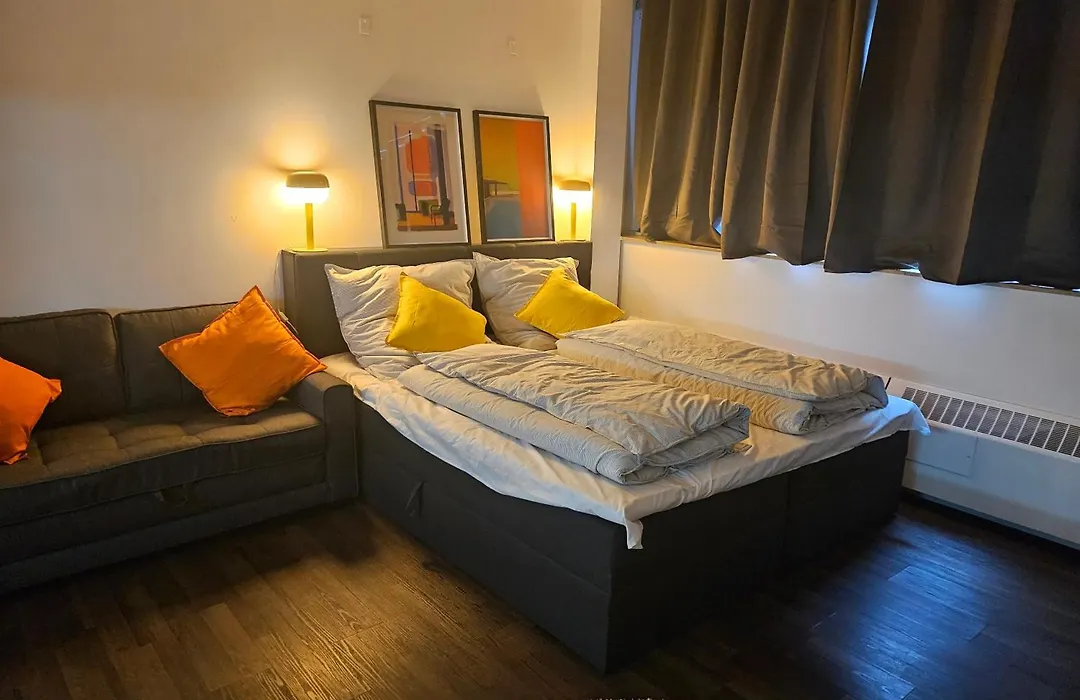 Ehrenfeld - Bright 32M2 Flat-1