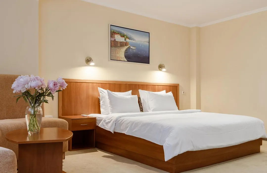 Black Sea Hotel Kyiv-1