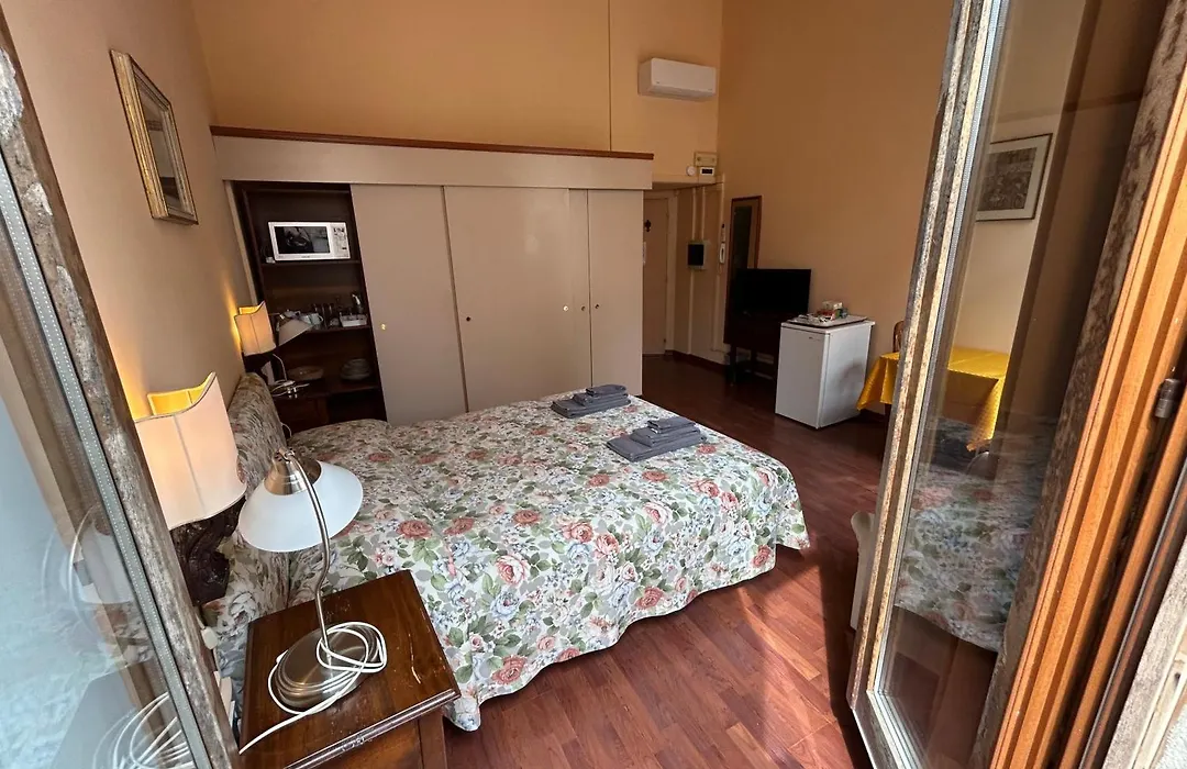 Bed&Breakfast Querini San Marco-1