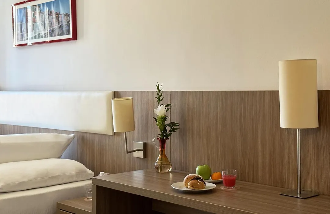 Hotel Il Moro Di Venezia-1