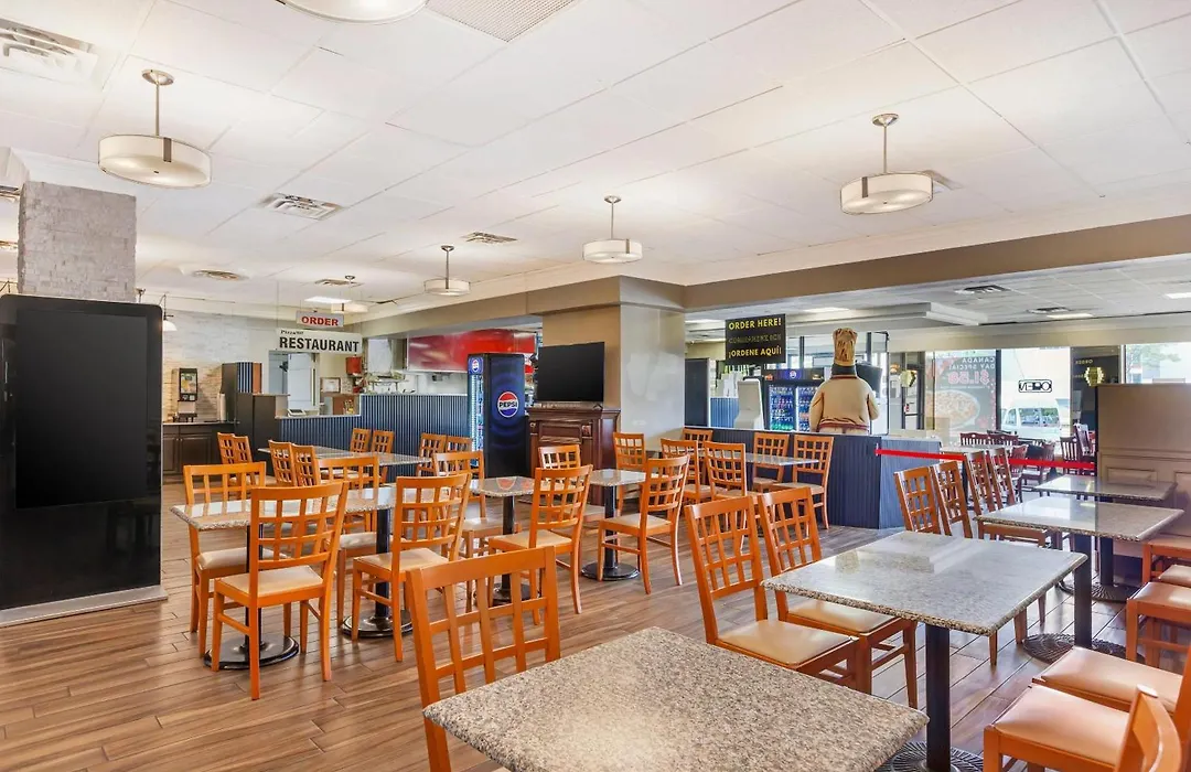 Quality Inn Toronto Airport-1