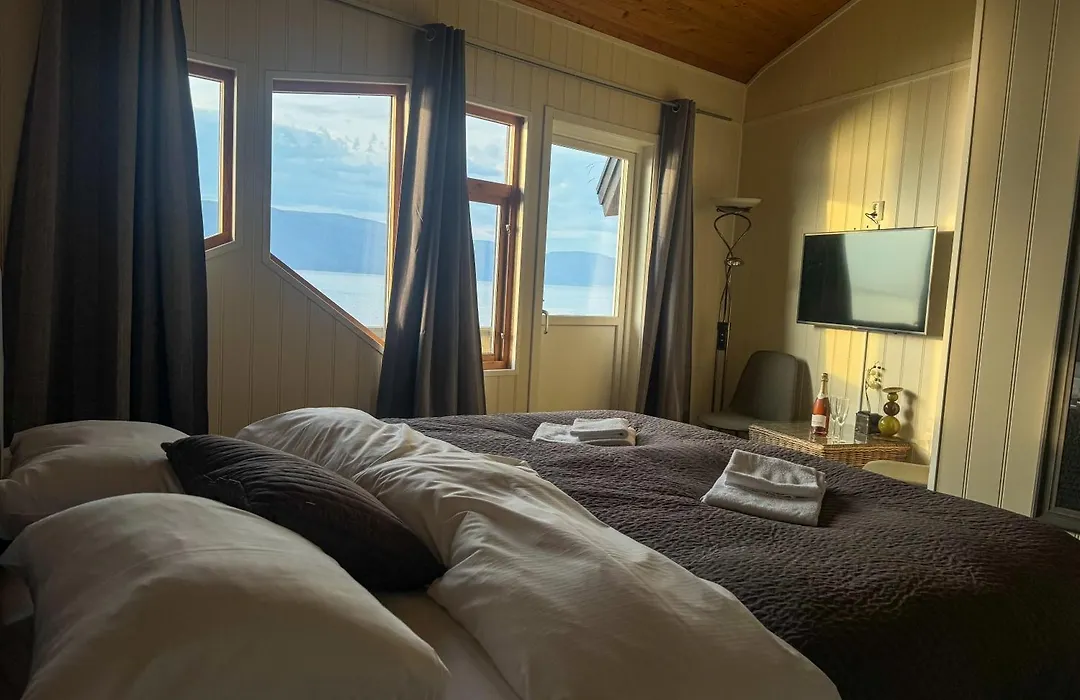 Brekkestranda Fjordhotel-1