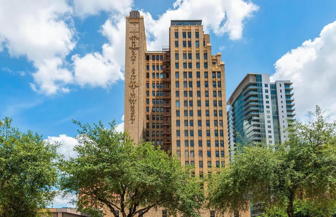 Cambria Hotel Houston Downtown Convention Center-1
