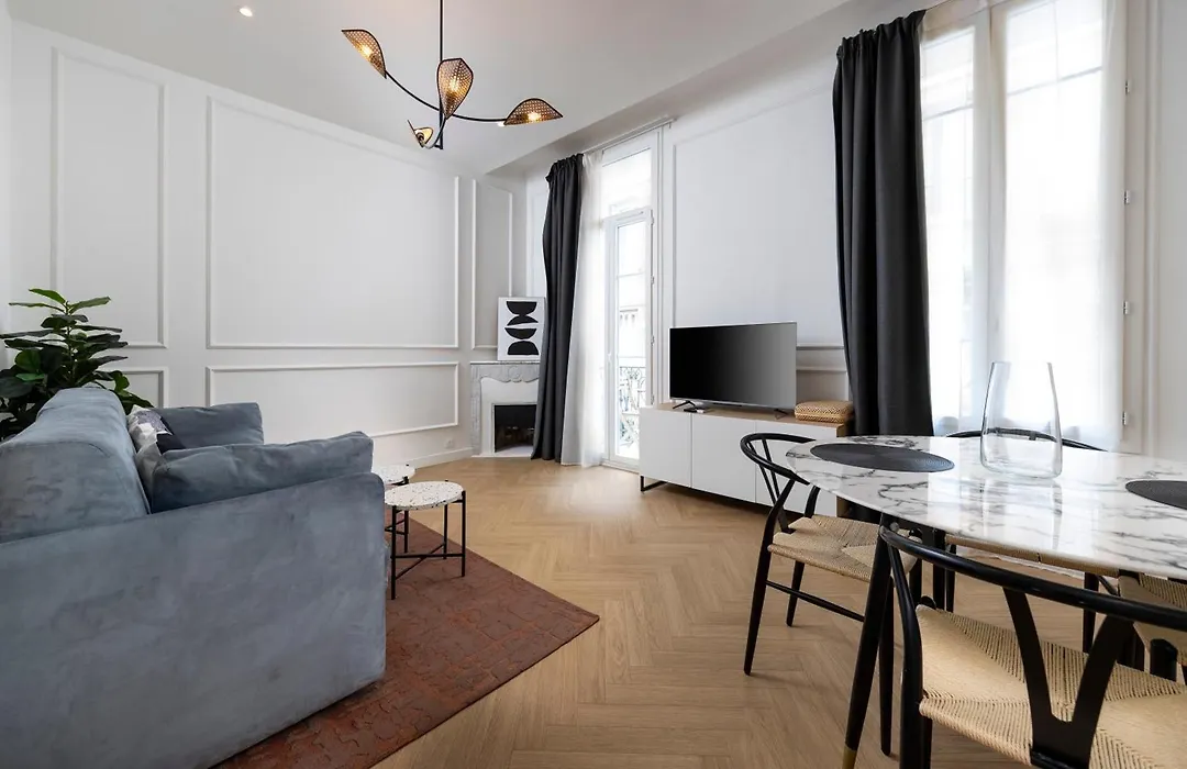 Newly Renovated Apartment With Balcony, Ac, Fiber Internet-1