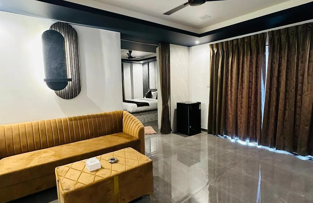 Hotel Woow Suites Kharadi Bypass-1