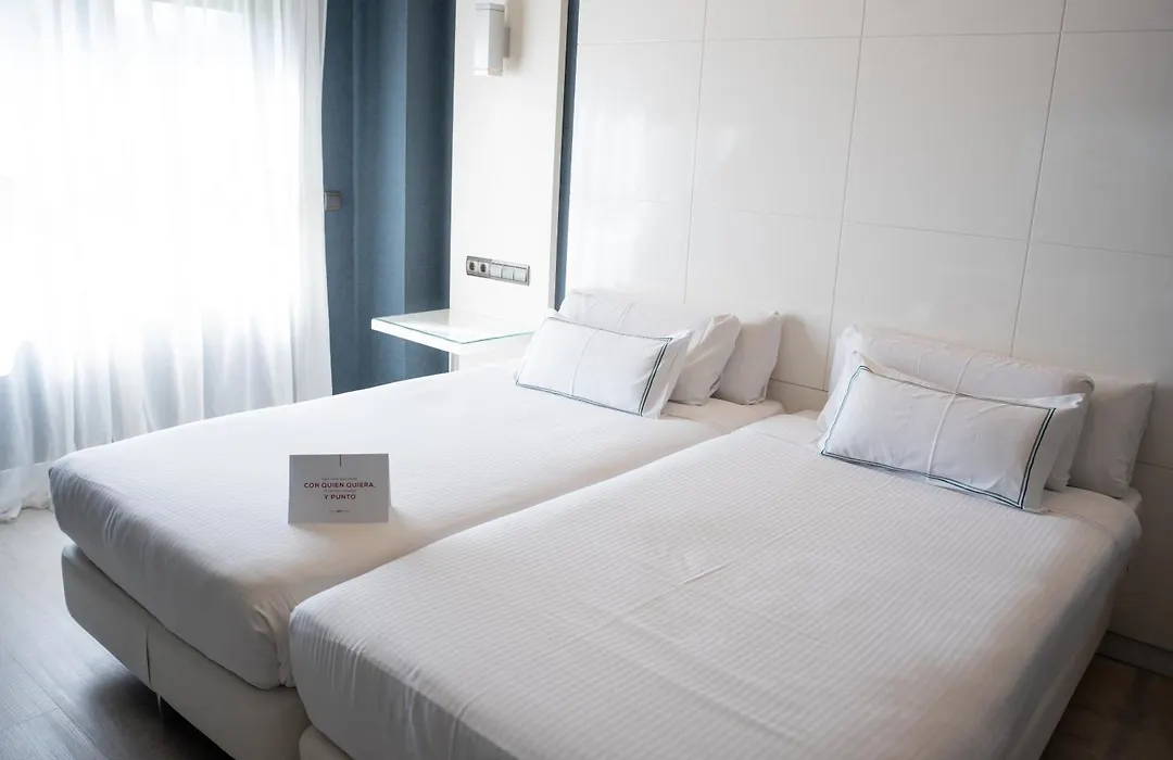 Hotel Malaga Nostrum Airport-1