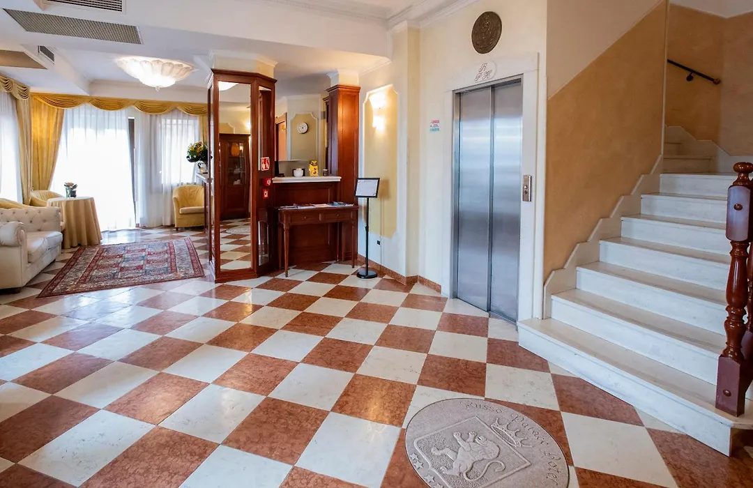 Hotel Russo Palace-1