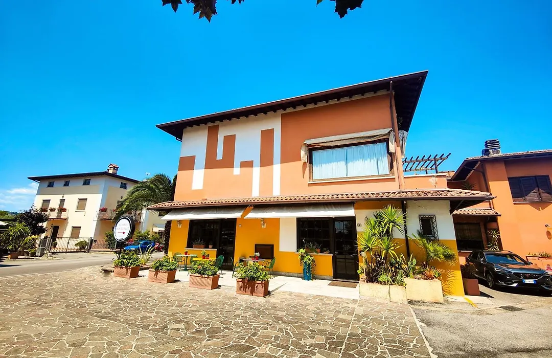 Albergo B&B Tenesi-1