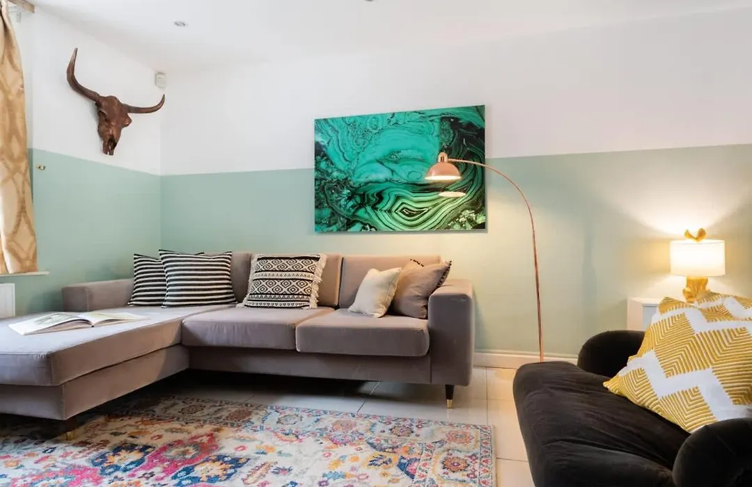 The Southwick Sanctuary - Large 6Bdr With Terrace-1