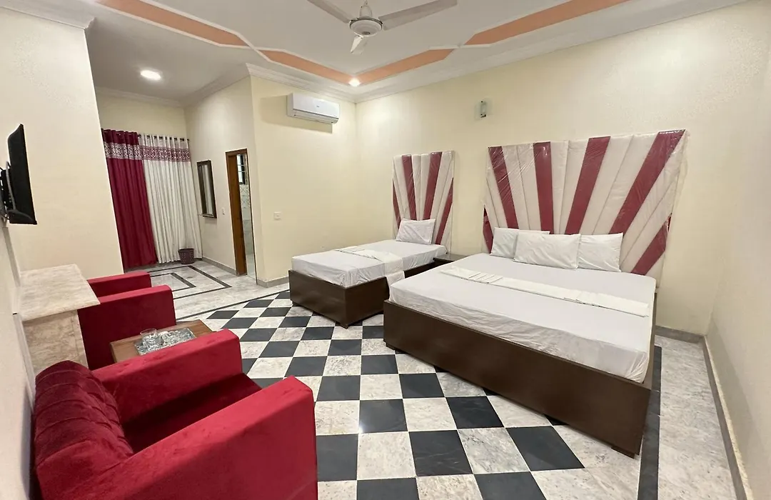 Decent Luxury Guest House F-11-1
