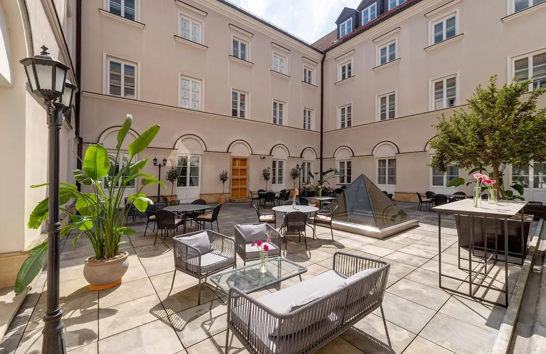 Mamaison Le Regina Boutique Hotel-1