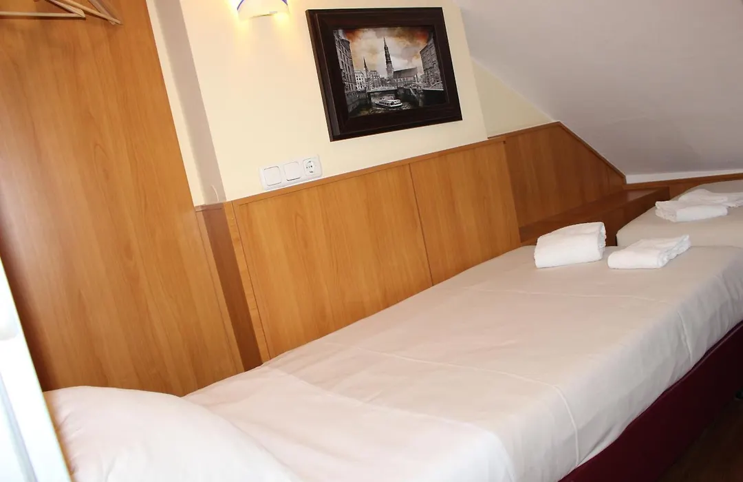 Altan Hotel-1