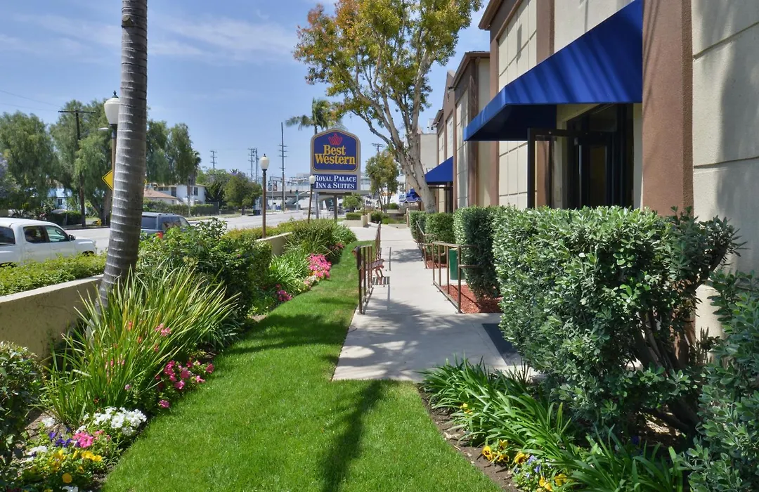 Best Western Royal Palace Inn & Suites-1