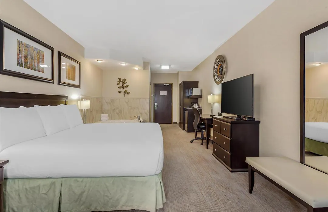 Best Western Wainwright Inn&Suites-1