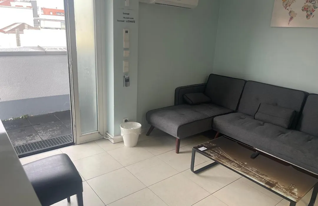 Baynunah Suites Aparthotel-1