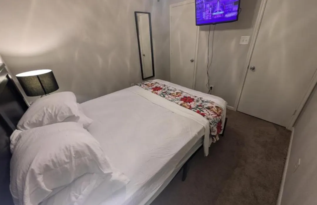 Pet-Frndlyretreat . 600Mbpswifi 8Mi To Iah Sleeps 14-1