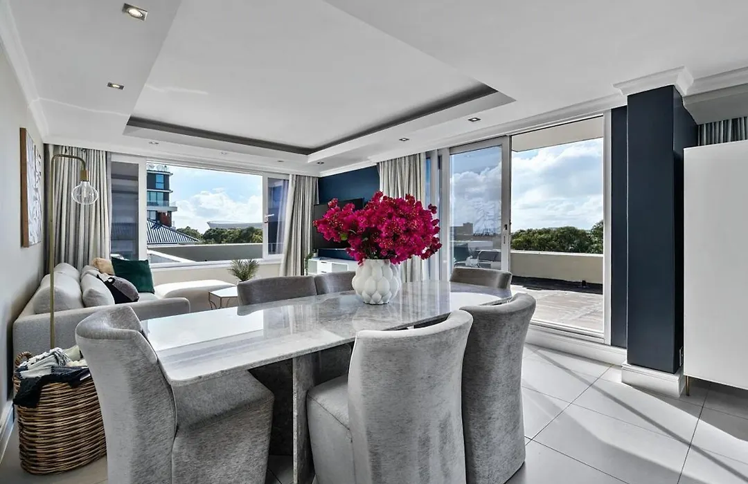 Elegant Urban Retreat At Devonshire-1