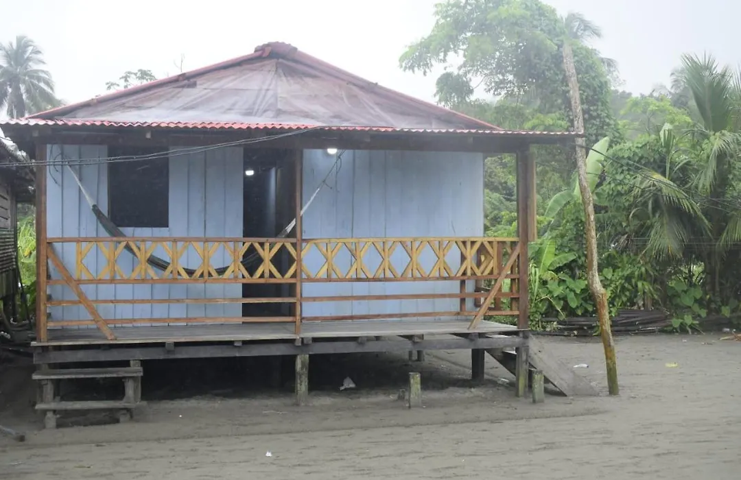 Hostal El Manglar-1