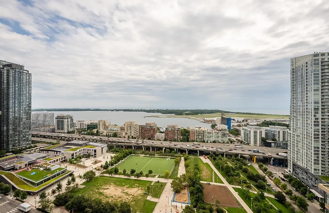 Panoramic Lake View 1 Bedroom Plus Den Condo Iceboat Terrace Downtown Toronto-1
