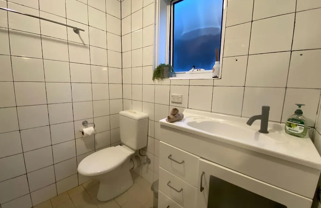 Stylish Bondi Beach Unit - 250M To The Sand-1