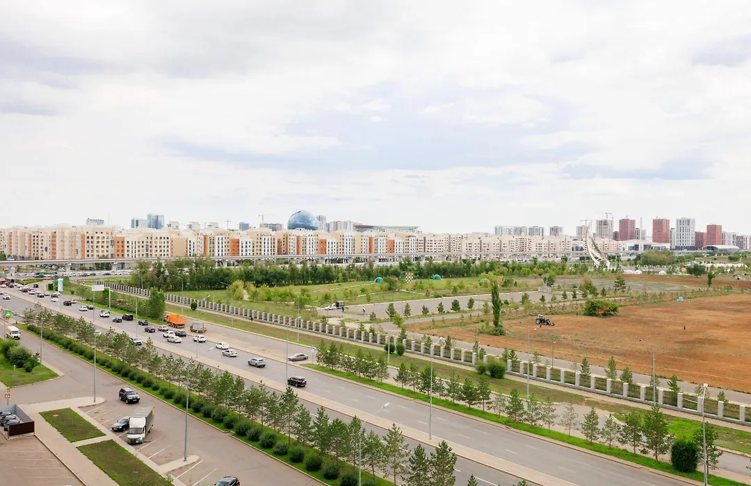 Центр Города Citycenter Apartment 357 Astanaarena Barysarena-1