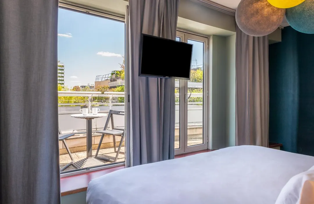 Hotel Bootcamp-1