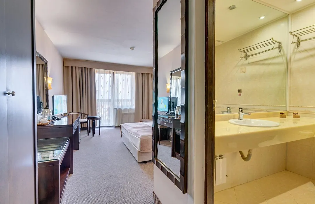 Hotel Bansko Spa & Holidays - Free Parking-1