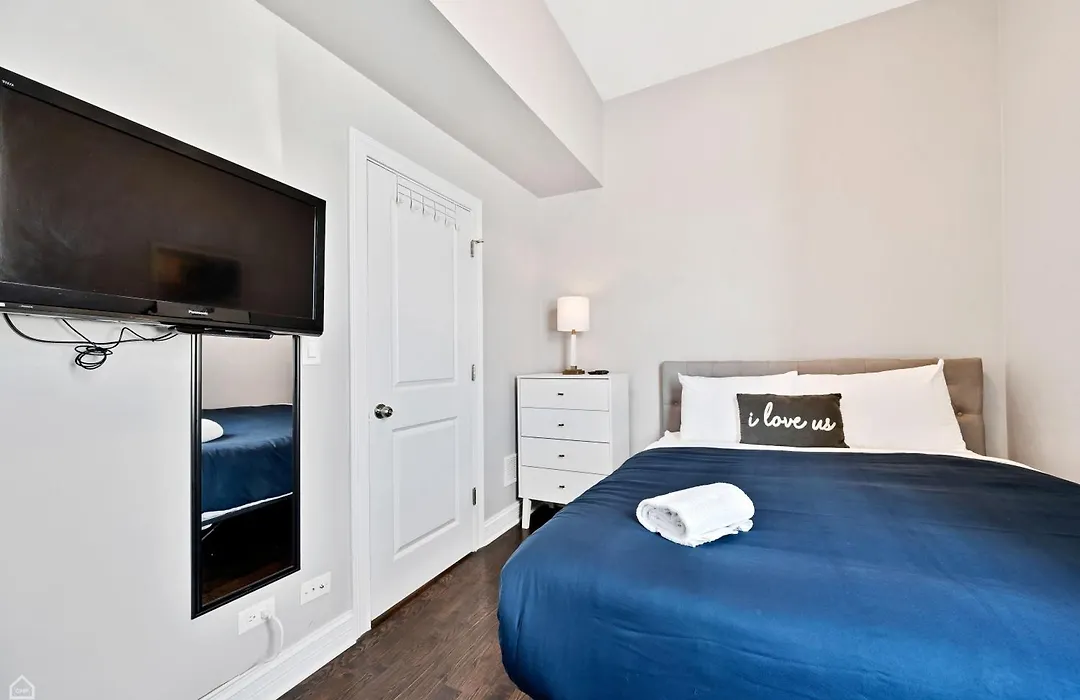 Modern, Spacious 3Br Apt Minutes To Downtown!-1