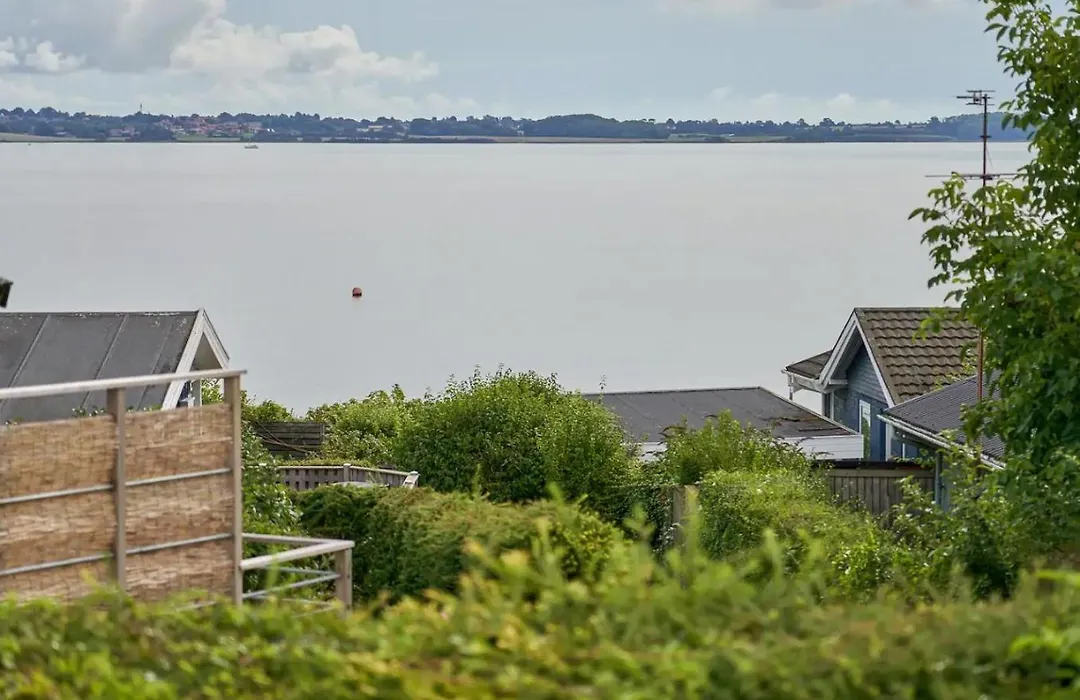 Cozy Beach House With Sea View In Grasten-1