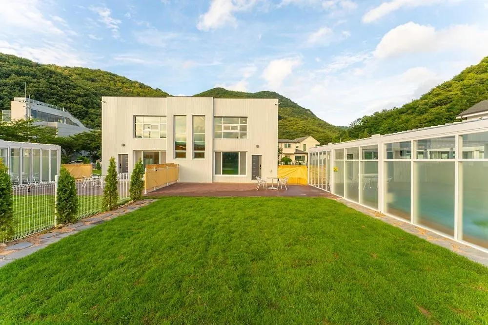 Yangsan Yeonhuijae Pet-Friendlypool Villa-1