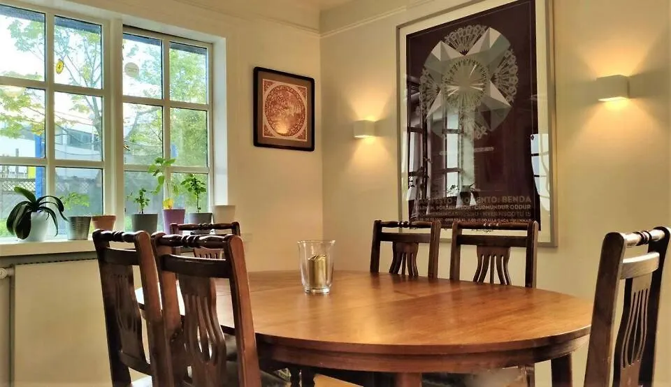 Fine Double Room With Free Parking-1