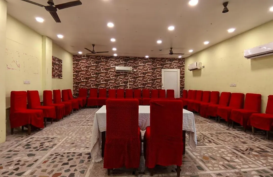Hotel Swarna Palace-1