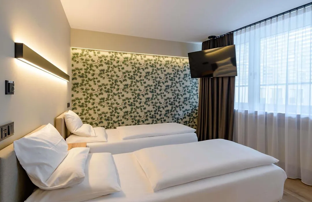 Mercure Hotel München Altstadt-1