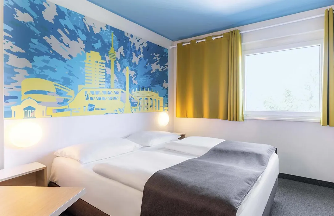B&B Hotel Stuttgart-City-1