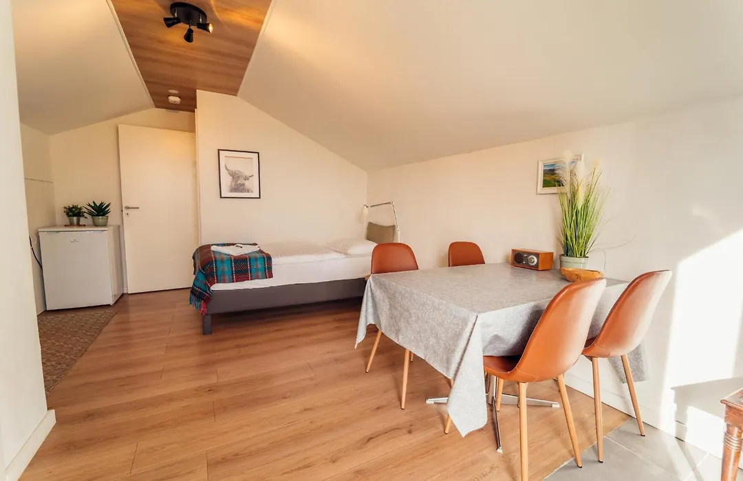 Farmhouse Lodge-1