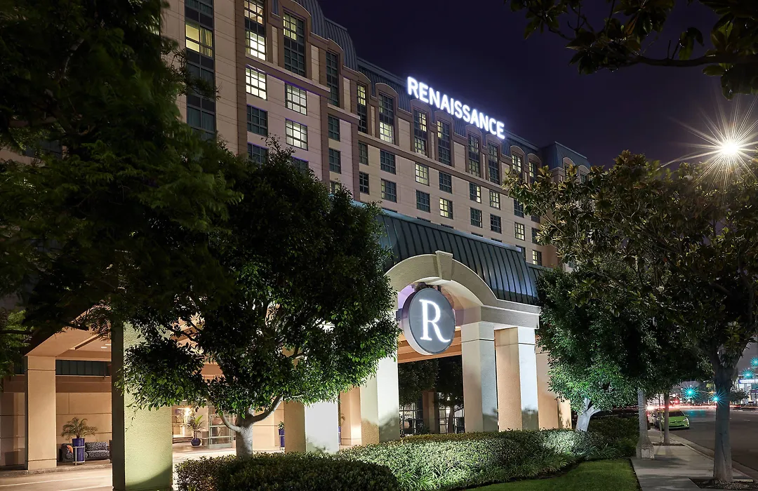 Renaissance Los Angeles Airport Hotel-1