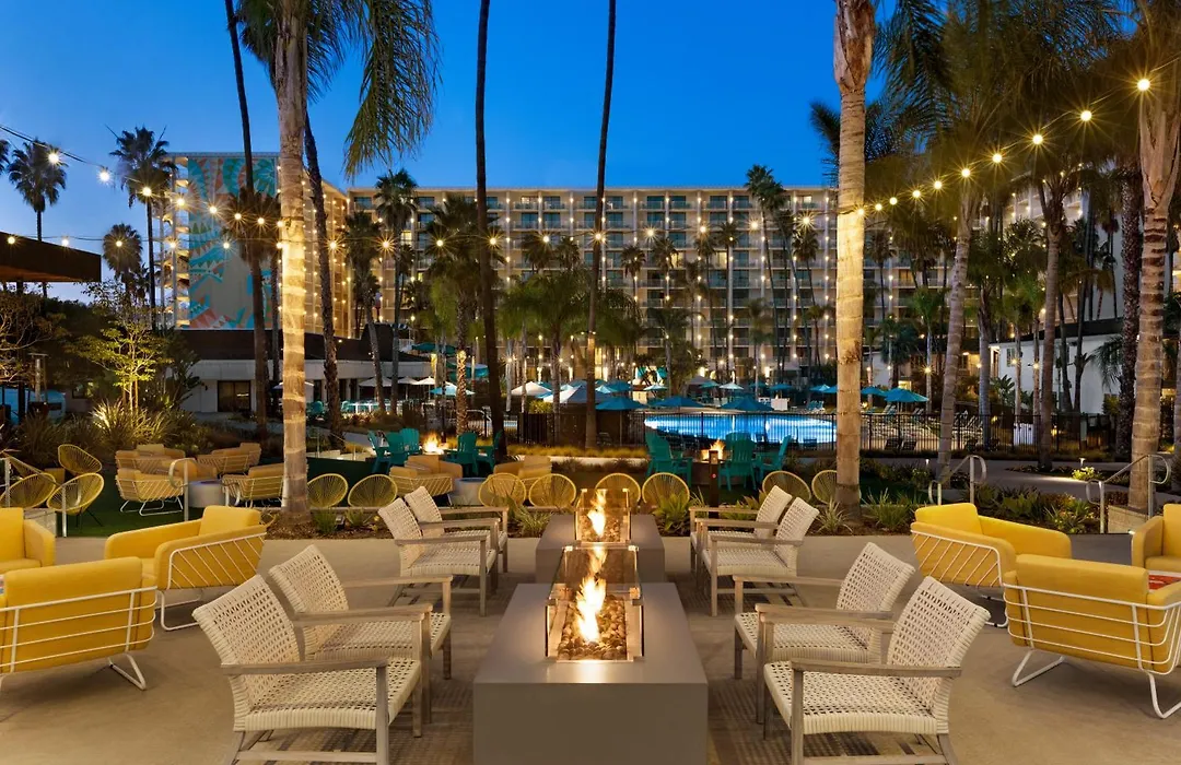 Town&Country San Diego-1