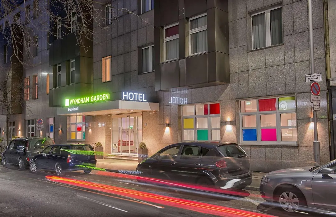 Wyndham Garden Düsseldorf City Centre Königsallee-1