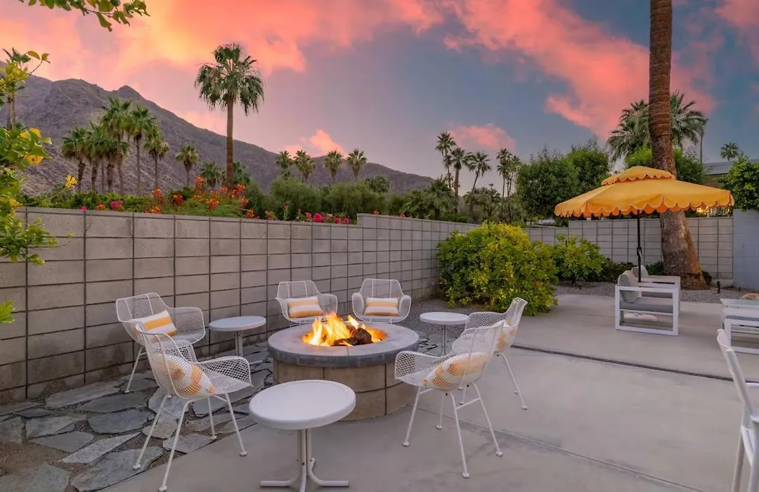 Villa Reel Paradise - Mid Century House-1