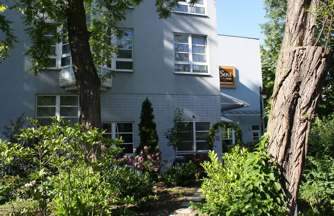 Senscity Hotel Berlin Spandau-1