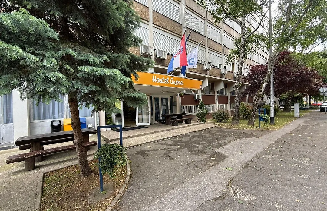 Hostel Arena-1