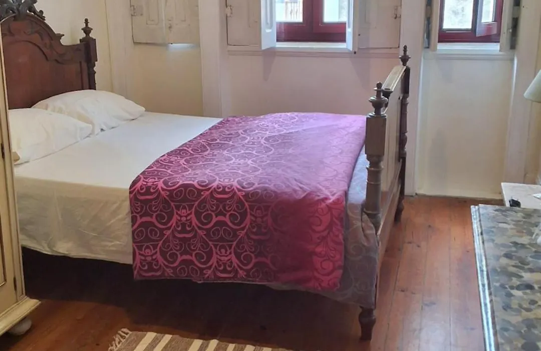 Quarto Acomodacao Porto-1