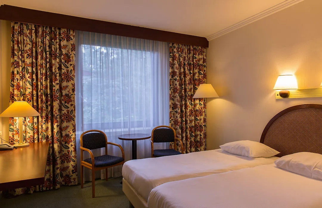 Postillion Hotel Arnhem-1
