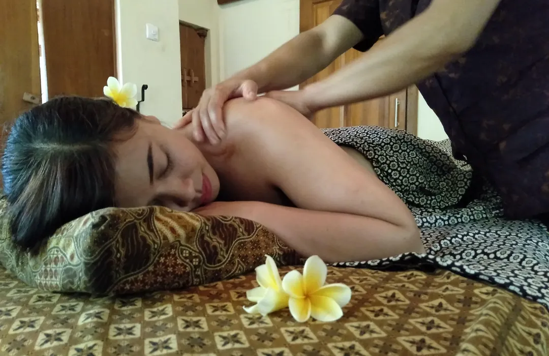 Puri Lumbung Cottages Restaurant & Spa Munduk-1